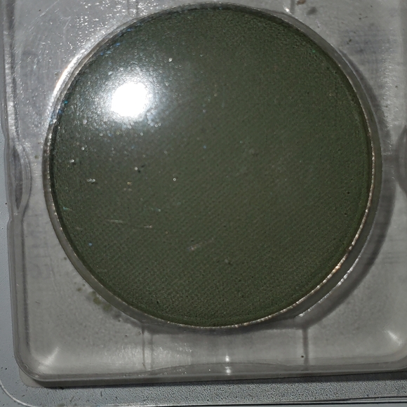 Coastal Scents Eyeshadow 10 shades - Picture 15 of 16